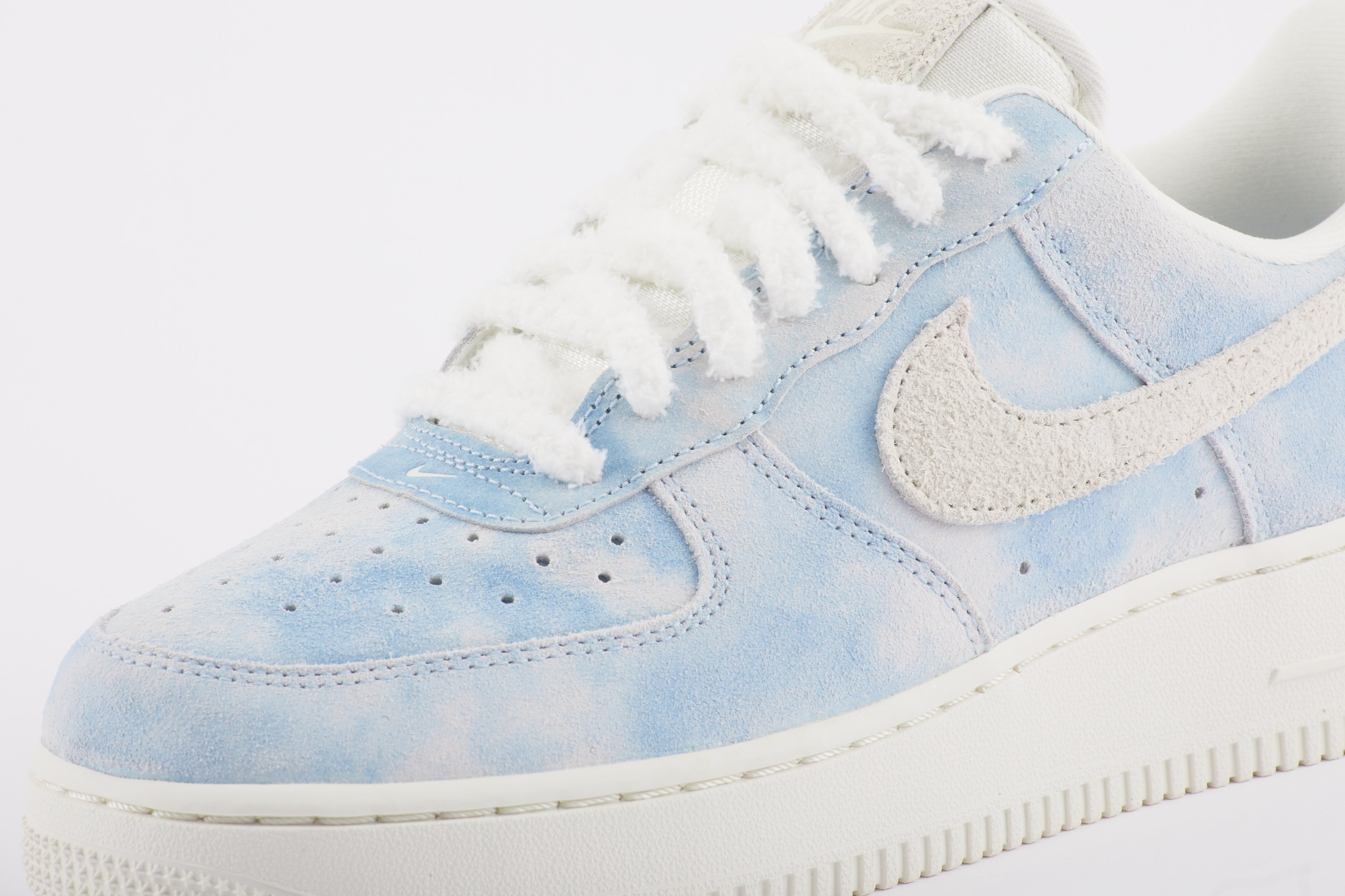 Nike Air Force 1 WMNS "CLOUD 2.0"