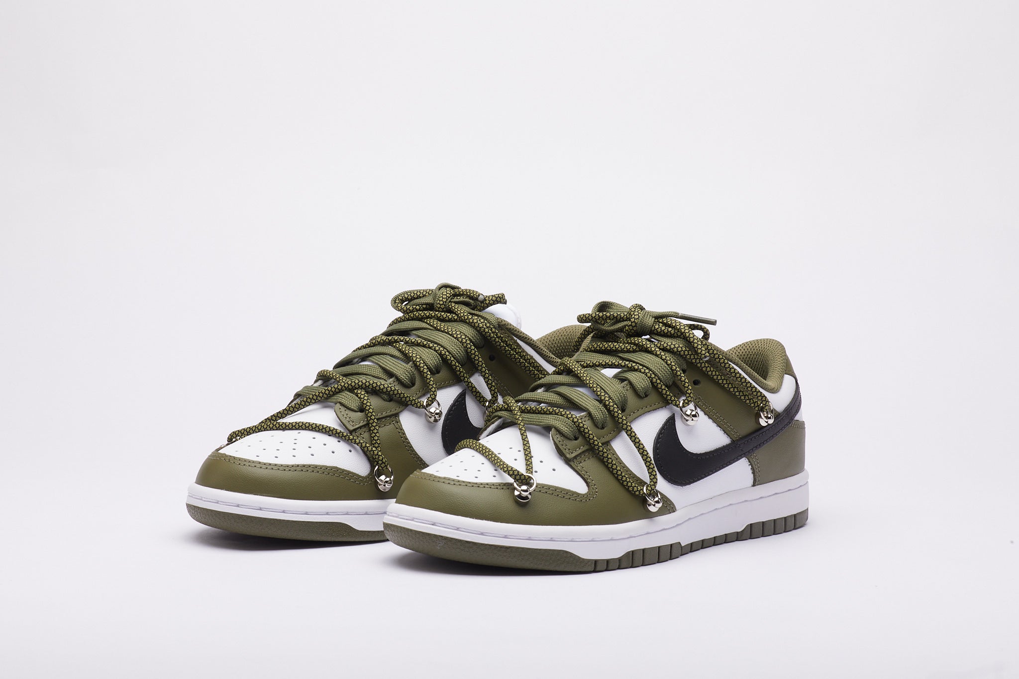 Nike Dunk Low WMNS "OLIVE"