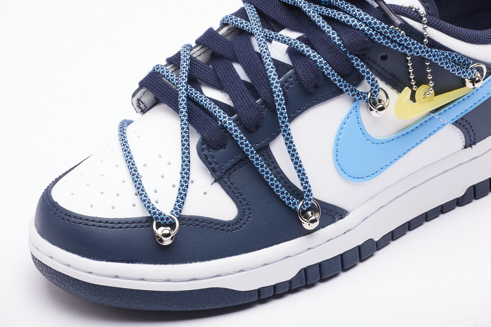 Nike Dunk Low "OBSIDIAN"