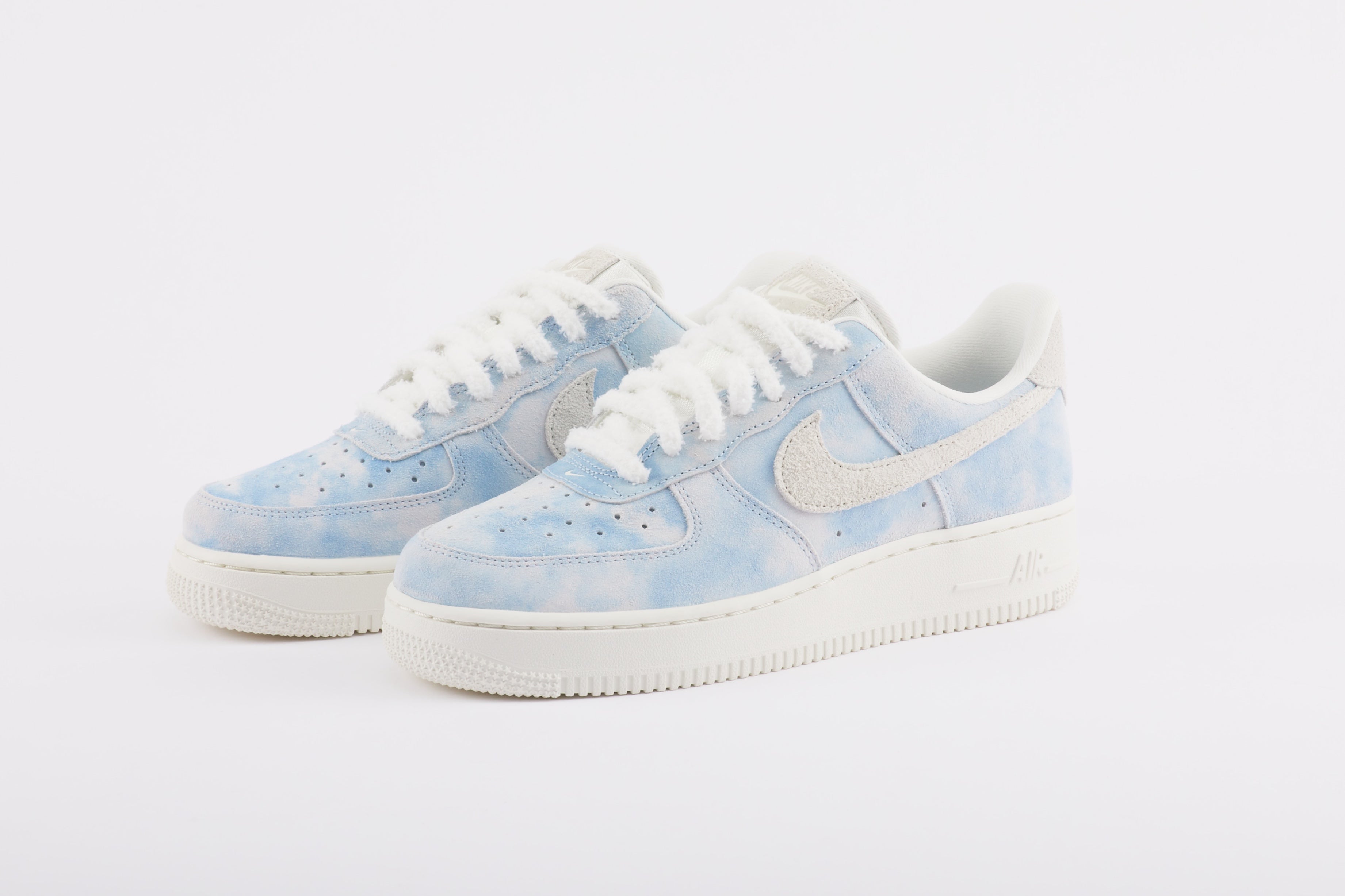 Nike Air Force 1 WMNS "CLOUD 2.0"