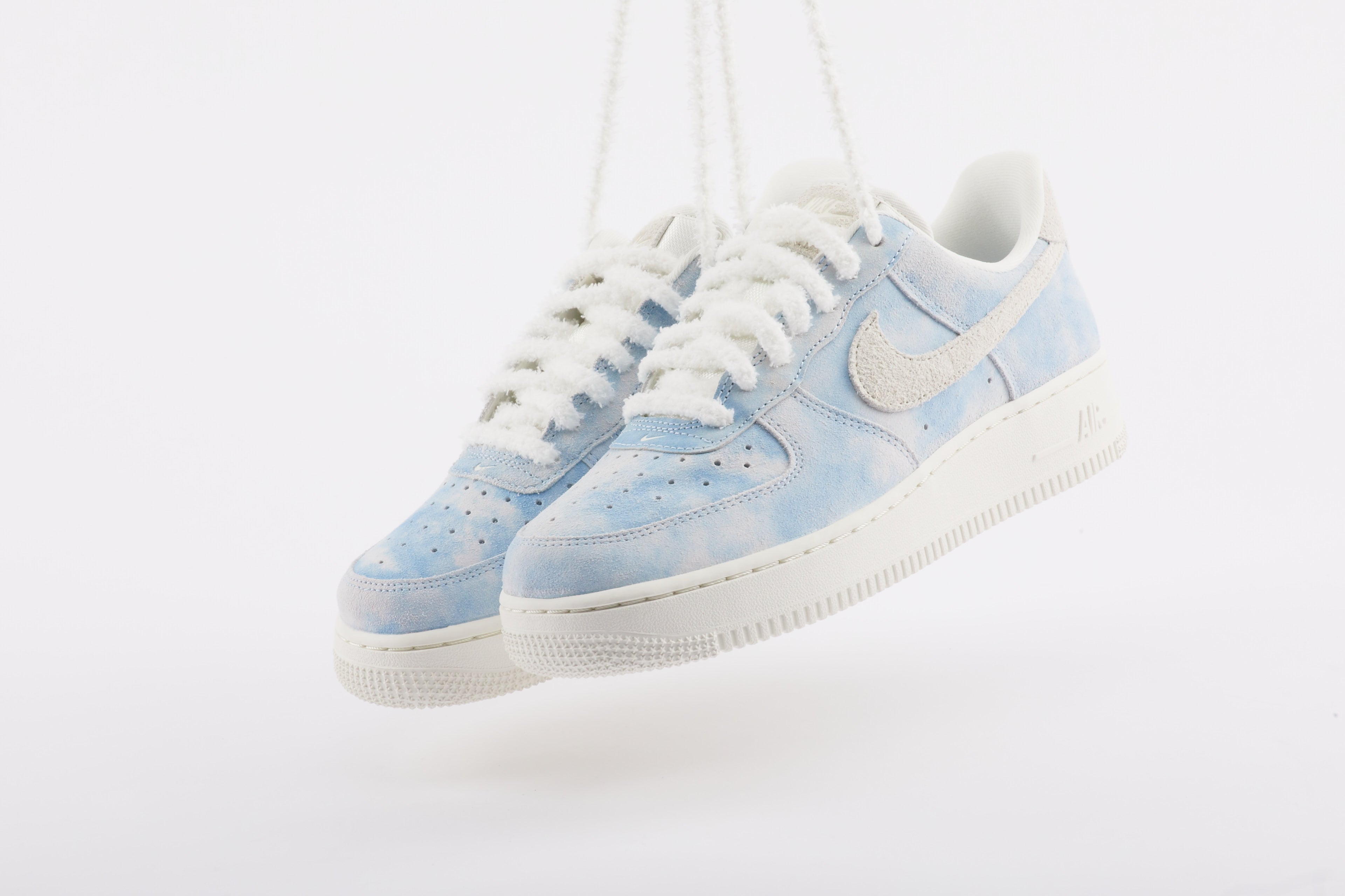 Nike Air Force 1 CLOUD 2.0