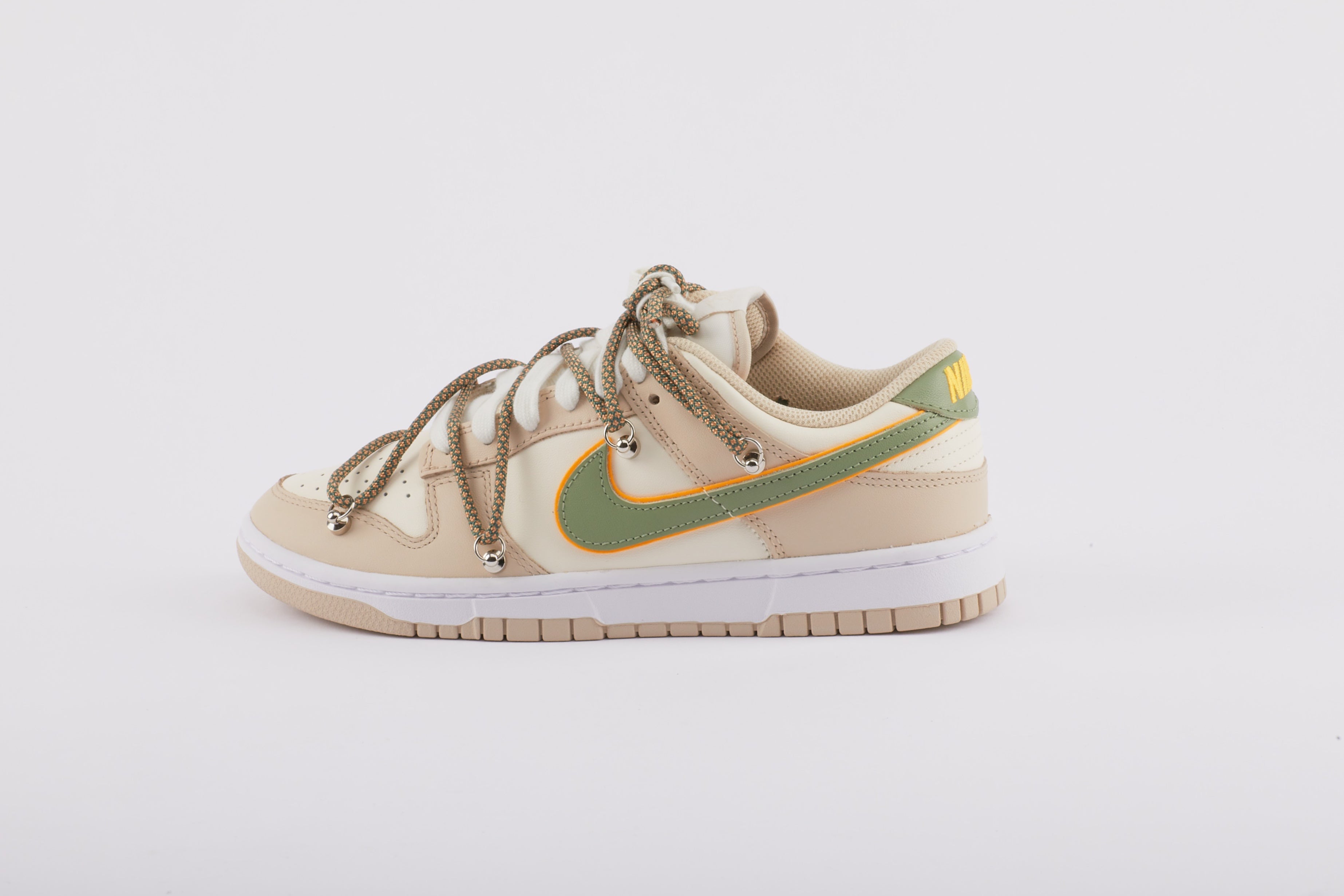 Nike Dunk Low WMNS "PISTACHIO CREAM"