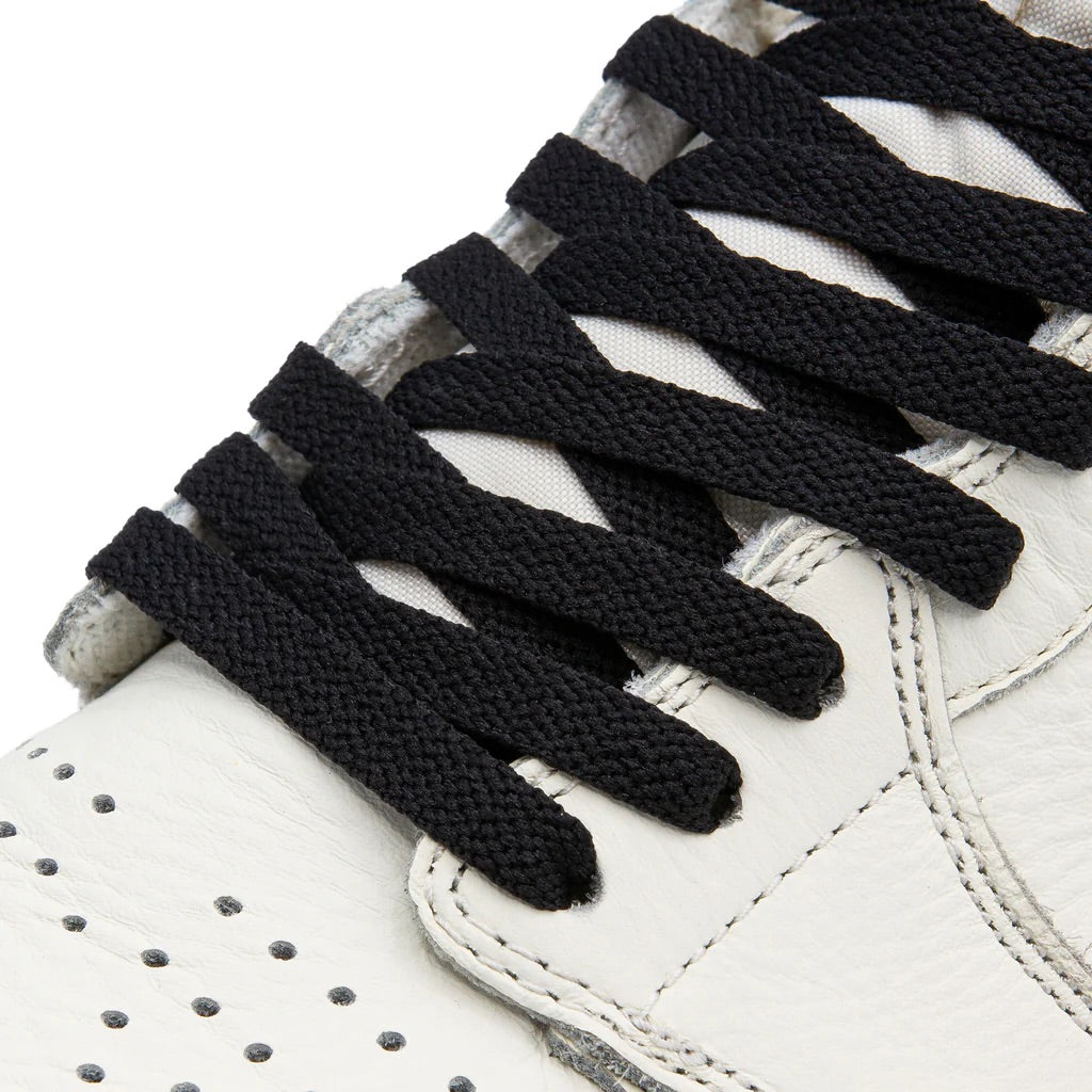 Black Shoelaces Classic